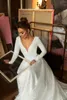 Boho Modern Long Sleeves A Line Wedding Dresses V Neck Backless Lace Sweep Train Bohemian Wedding Dress Bridal Gown Vestido de Novia