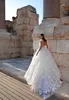 Modest Pnina Tornai Elegante abito da ballo Sweetheart senza maniche Backless Fiore fatto a mano Abiti da sposa Abiti da sposa Sweep Train Br255D