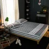 PapaMima Spannbettlaken aus 100 % Baumwolle, gesteppter Matratzenbezug für Einzelbett, Doppelbett