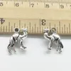 100 pcs Camelo Animal Encantos Pingentes Retro Jóias Acessórios DIY Pingente de prata Antigo Para Pulseira Brincos Keychain 17 * 14mm