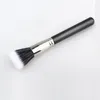 1pcs Brush Brush Multifunctional Brush Powder Fondate Flubbled Blusher Blusher Contour morbido Sintetico Peli Spazzole per cosmetici Strumento