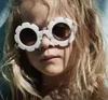 Lunettes de soleil rondes élégantes à fleurs, protection solaire Anti-UV, photographie de fête, plage en plein air, lunettes colorées pour bébés et enfants9962393