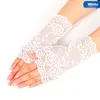 Creative Lace Semi Finger Gloves Outdoors Woman Summer Driving Anti UV Thin Lace Solid Color Fashion Glove dc360