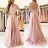 Blush Pink Split Long Bruidsmeisjes Jurken 2020 Sheer Neck 3/4 Lange mouwen Appliques Appliques Lace Maid of Honor Country Wedding Guestjurken Goedkoop