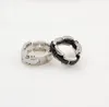 Klassieke single row ring zwart -witte keramische dames paar vinger trouwring