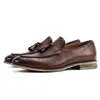 熱い販売 - 新しい男性本革ステッチ靴手彫り革の靴1層牛革ビジネス春と秋のレトロな靴
