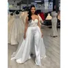 2020 Sexiga vita Jumpsuits Avtagbara En Linje Bröllopsklänningar Sweetheart Lace Satin med Overskirts Brudklänningar Byxor Klänning Vestidos de Novia