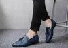 Hot Sale-Office Loafers Men Skor Formell Mens Klänning Skor Läder Krokodil Italienska Designer Skor Vävning Mens Oxfords Bröllop