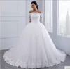 Vestidos de Novia 2019 Eleganta spetsar bröllopsklänningar från axelkassan Tåg Brudklänningar Robe de Mariage