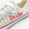 Cristalli fatti a mano Perle Scarpe da sposa Sneakers Scarpe piatte da sposa Scarpe casual da ginnastica in tela Scarpe da ginnastica da damigella d'onore Taglia 34-44 Lettere personalizzate