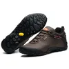 Novos Homens Caminhadas Sapatos Botas Antiskid Wear Resistente Resistente Sapatos de Pesca Respirável Escalada Sapatos ao ar livre