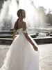 2020 Кружева Свадебные платья с плеча Аппликации Свадебные платья сшитое Backless Поезд стреловидности линия Свадебное платье Robe De mariée