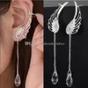 boucles d'oreilles entend