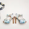 Классические сандалии Lady Summer 2019 Дизайнерская обувь Peep Toe Сандалии Металлическая пряжка Кожаные сексуальные женские туфли на высоком каблуке 11,5 см большого размера