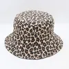 2020 Leopard Print Bucket Hat Fisherman Hat Outdoor Travel Hat Sun Cap Hats för män och kvinnor DA307