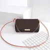 Torebki z prawdziwej skóry 40718 Ulubiona luksusowa torebka Moda damska torba Crossbody Ulubiony projekt Kopertówka z łańcuszkiem Skórzana torba z klapką Moneta Torba z grubej bawełny