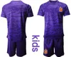 TOP Spain 2020 Football Goalkeeper Soccer Home Kit 1 DE GEA 13 ARRIZABALAGA European Cup Uniforms Men and Kids Football clothes 4929132