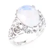 Vit oval Moonstone Ringar Kvinnans festbröllopsgåva Silverfärg 10 st / Många Lovely Prom Smycken Glänsande Ringar