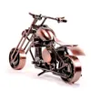 motocicleta de hierro artesanal