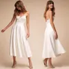 2022 Spaghetti blanches Lacettes Robes de mariée courtes Satin une ligne de thé Longueur Backless Beach Bridal Bridal Widings Wedding Country Wedding246Z