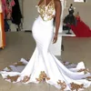 Sparkly Mermaid Prom Klänningar Guld Appliqued Beaded V Neck Evening Gowns Plus Size Sweep Train Satin Formell Klänning Ogstuff
