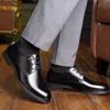 جديد رجل rormal أحذية جلد طبيعي الايطالية العلامة التجارية دربي رجل حذاء الدانتيل متابعة عارضة موجزة الراحة الرجال أوكسفورد اليدوية FSDX-FA