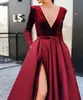 2019 Nouvelle Arrivée Manches Longues Robes De Bal Corsage En Velours Col En V Profond Hiver Femmes Robes Formelles Bourgogne Satin Robe De Soirée Fente Latérale