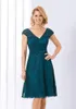 Plus -storlek Green Teal Mother of the Bride Dresses Jasmine V Neck Kort knälängd Lace Formell kväll prom bröllopsklänning