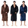 Plus Storlek Casual Mens Badrockar Flannel Robe Hooded Långärmad Män Robes Plysch Varm Kimono Male Bathrock Coat Hot1