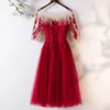 Gosta de vestidos de dama de honra vermelha vestidos de chá com decote tule com miçangas applique lace-up volta vestido vestido de dama de honra
