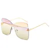 2020 neueste Art und Weise Frauen-Sonnenbrille Randlos Stilvolle Frau Sonnenbrillen Luxuxentwerfer Platz Shades