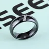 2019 Chicos nuevos Cerámica Zirconia cúbica Hombres Mujeres Anillo simple Bandas Amantes Boda Juego de anillos a juego Regalos para parejas en venta al por mayor