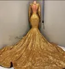 2019 Altın Köpüklü Uzun Kollu Sequins Mermaid Gelinlik Modelleri Derin V Boyun Boncuklu Kristal Backless Sweep Tren Parti Abiye giyim