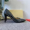 Ücretsiz Kargo Çıplak Patent Deri Perçin Spike Poined Toes Yüksek Topuklu Ayakkabı Kadın Lady Hakiki Deri Düğün Ayakkabı Pompaları Stiletto Topuklu