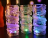 Die neue Drachenbecher-LED goss Wasser auf den siebenfarbig leuchtenden Glasbierkrug des Lichtsensors