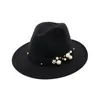 Mode fait à la main feutre Fedora Jazz chapeau casquette femmes large bord chapeaux bijoux décor dames Trilby Derby chapeaux formels pour femme