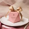 50 Stück neue kreative rosa Pralinenschachteln für Hochzeiten, Gefälligkeiten und Geschenke, Partyzubehör, Babyparty, Papier-Schokoladenschachtel-Paket