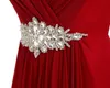 Long Chiffon Bourgogne brudtärklänningar med Crystal Rhinestone Pärled Sash V Neck Low Back Maid of Honor Dresses Wedding Guest G3583778