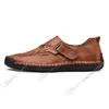 New Hand Stitching Mäns Casual Shoes Set Foot England Peas Skor Läder Skor Skor Låg Stor Storlek 38-48 Tjugosex