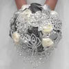 2019 Yeni Avrupa Tarzı Düğün Buketi El Yapımı Yapay Lily Beyaz Gelin Nedime Gelin Parti Aksesuarları Çiçek Dekorasyon