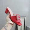 Vente chaude-Boutique explosion chaussures pour femmes 35-41 sandales haut de gamme top qualité de luxe créateur de mode vente directe d'usine de style chaud