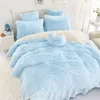 2018 Nya kontrakterade koreanska sängkläder, vacker sammet sängkläder, lamm ull ren färg falbala säng kjol.