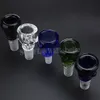 Kleurrijke grote schedel stijl kruidhouder 14mm / 19mm gewricht glazen kom glazen schuif rook accessoire voor glas bong olie ringen roken tool 057