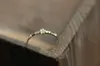 女性シンプルな壊れたドリルの結婚指輪のための可憐な婚約リングのローズゴールドカラーの高級ジュエリー送料無料