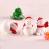 10 unids / lote Mini resina decoración navideña hada muñeco de nieve modelo árbol de Navidad figuras en miniatura decoración festiva para el hogar