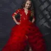Mörkröd blomma flicka klänningar för bröllop V Neck Lace Appliques Split Tiered Ruffle Girls Pageant Dress Kids Baby Barn Communion Grows