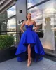 Uroczy Royal Blue Satin High Niski Prom Dress Najnowszy Elegancki Bez Ramiączek Ruched Lace-up Back Celebrity Formalne Suknie Wieczorowe Robe de Mariee