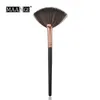 Nuovo 1PCS Pennello per trucco Pennello per cipria per trucco Slim Fan Shape Powder Fard Girl Finishing Highlighter