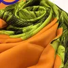 Partihandel-Style Skriv ut brev Mönster Högkvalitativ 100% Silk Material Stor storlek 130cm-130cm Square Scarves för kvinnor