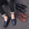 Gorąca sprzedaż-skórzane mokasyny dla mężczyzn obuwie robocze antypoślizgowe delikatne męskie oryginalne skórzane mokasyny wypoczynek komfort oddech buty dla mężczyzn zy259